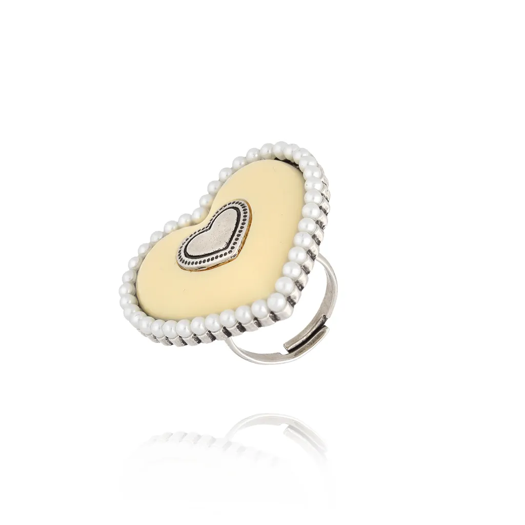 Iris Cream Heart Adjustable Ring