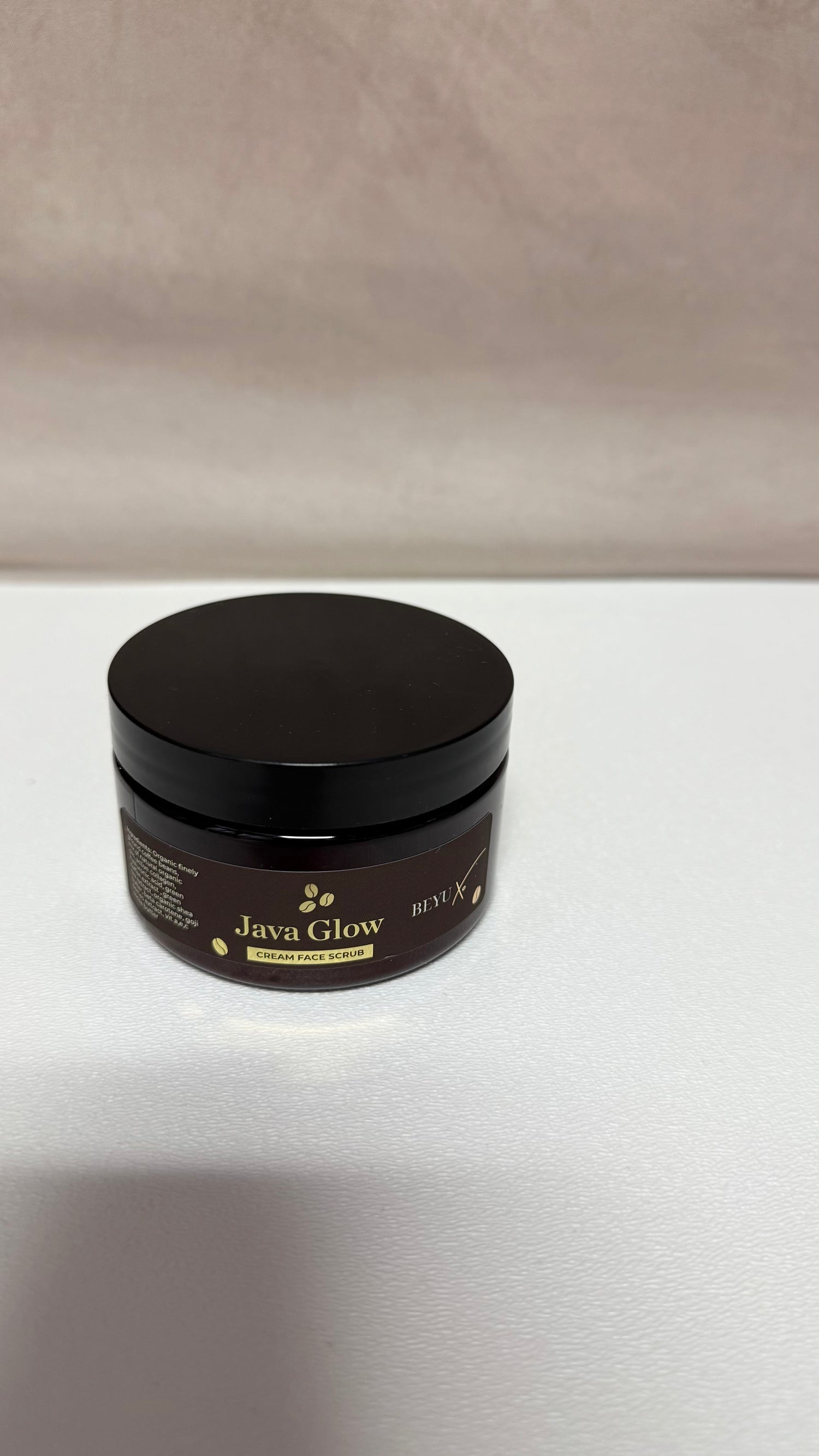 Java Glow Creamy Face Scrub